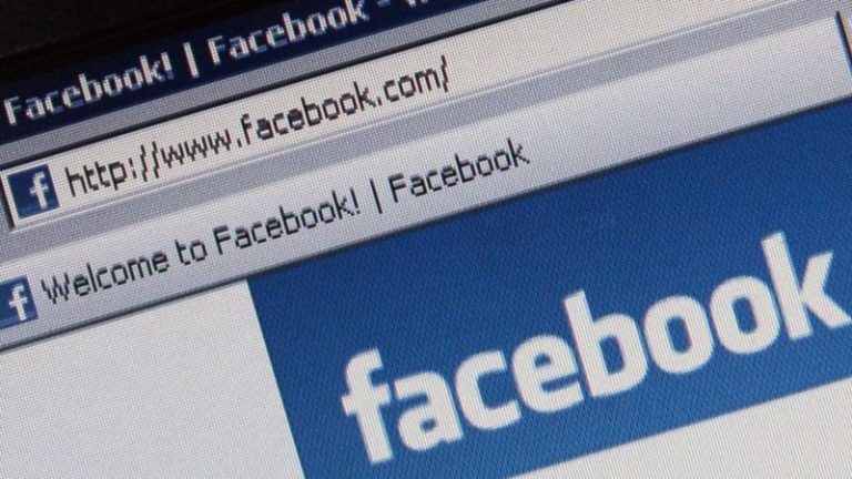 Facebook chuyển người dùng ở Anh qua các thỏa thuận của Hoa Kỳ