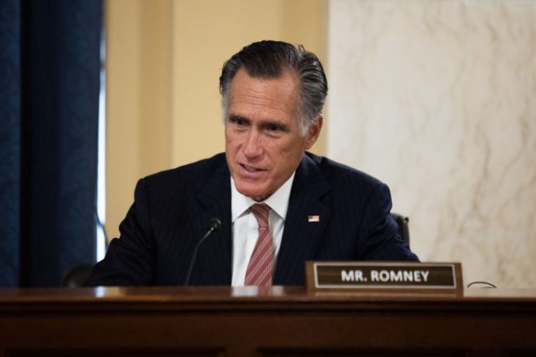 MITT ROMNEY Với Vấn Đề NỢ CÔNG QUỐC GIA