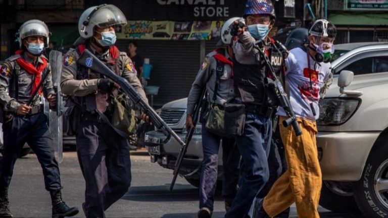 Đảo chính Myanmar: Cảnh sát nổ súng, ngày thương vong nhiều nhất