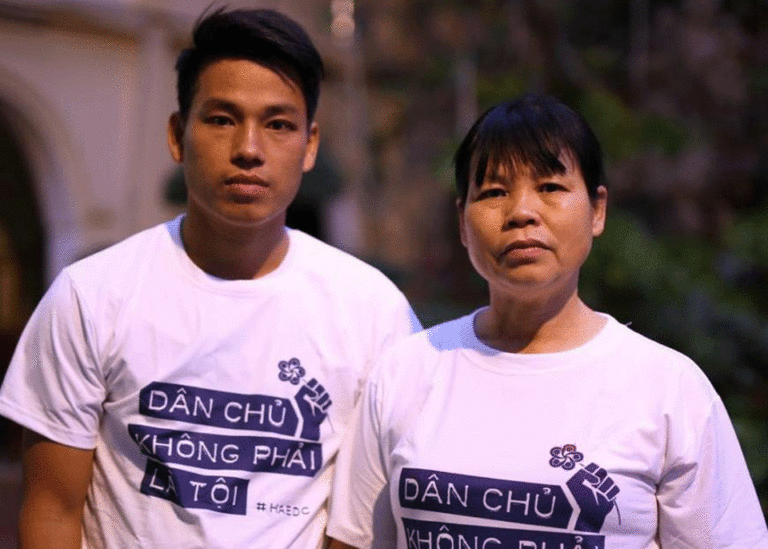 Bạn Có Nghe Người Nông Dân Khóc
