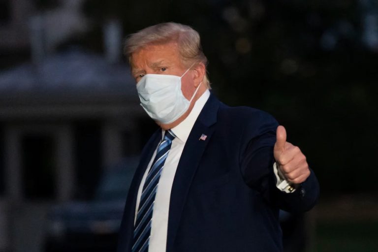 Trump đang thất thế trong cuộc chiến bảo vệ di sản của mình