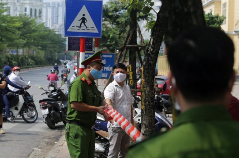 Bao nhiêu tiền đã được chi cho Bộ Công an để “chống dịch”?