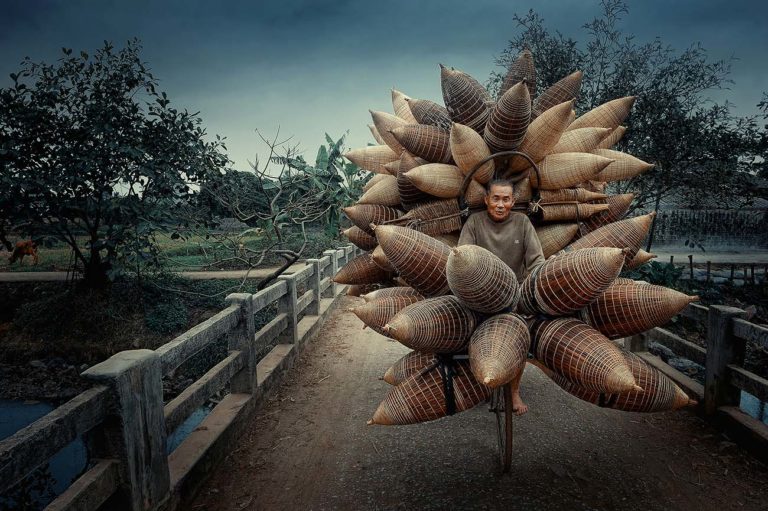 ‘Người bán đó’ của Việt Nam lọt vào top ảnh du lịch ấn tượng thế giới