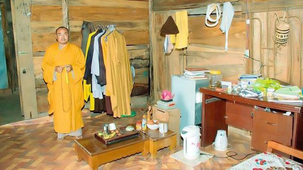 Chính quyền đập phá chùa, bắt sư thầy nhập Giáo hội Phật giáo của nhà nước