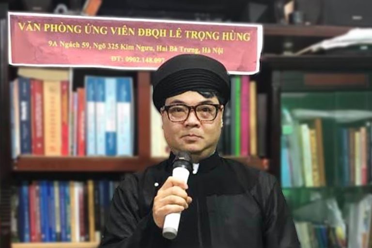 Nhà báo công dân Lê Trọng Hùng: kết thúc giai đoạn điều tra sau bảy tháng bị bắt giam Nhà báo công dân Lê Trọng Hùng: kết thúc giai đoạn điều tra sau bảy tháng bị bắt giam