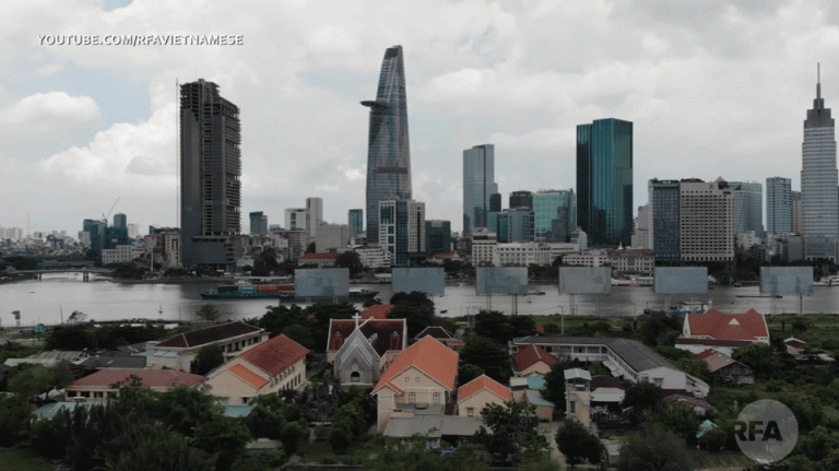 Ngân hàng đầu tiên thông tin về việc cấp tín dụng cho doanh nghiệp đấu giá đất Thủ Thiêm Ngân hàng đầu tiên thông tin về việc cấp tín dụng cho doanh nghiệp đấu giá đất Thủ Thiêm