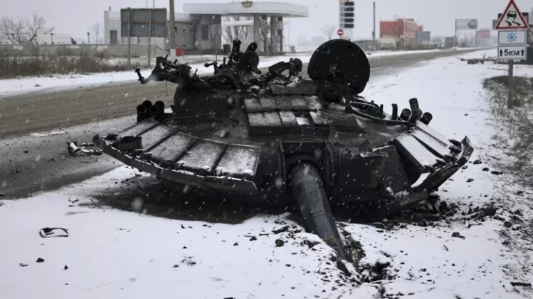 Ukraine ‘kiên cường chống trả’, Putin muốn chiến thắng trước ngày 2/3