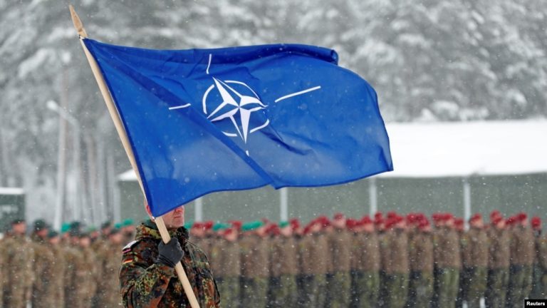 Dân Phần Lan, Thụy Điển nhiệt tình hơn với việc gia nhập NATO