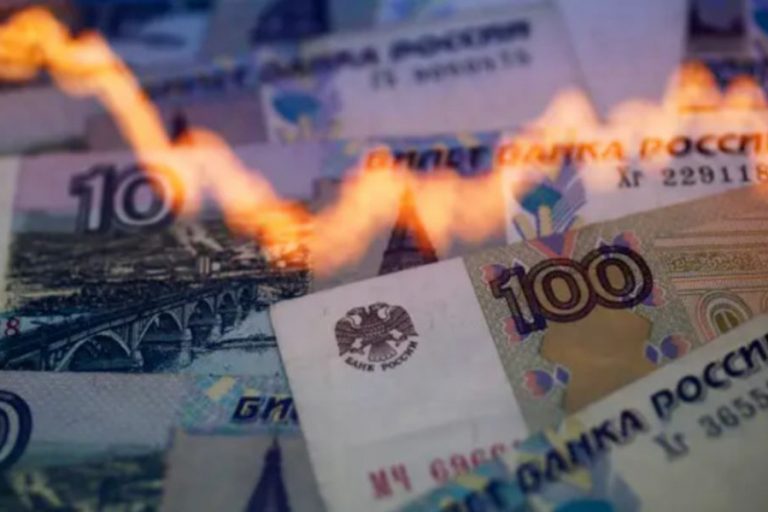 Chiến sự tại Ukraine, đòn trừng phạt và hệ lụy kinh tế Chiến sự tại Ukraine, đòn trừng phạt và hệ lụy kinh tế