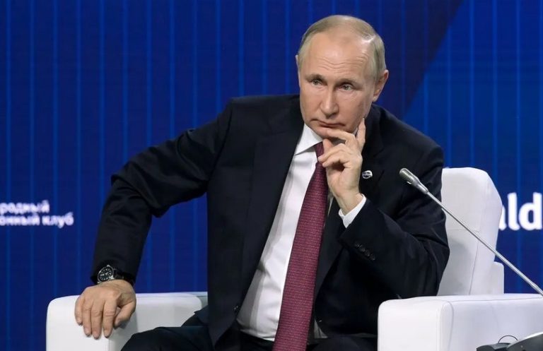 Bình luận chính trị: Tận dụng sự bất hòa của phương Tây, ông Putin nói rằng Nga đang chiến đấu với giới tinh hoa ‘kỳ lạ’