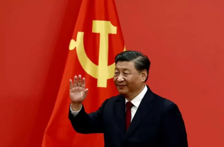 ‘Độc đáo’ của Tập Cận Bình: Lần đầu tiên không còn ‘nguyên lão về hưu chỉ đạo’? ‘Độc đáo’ của Tập Cận Bình: Lần đầu tiên không còn ‘nguyên lão về hưu chỉ đạo’?