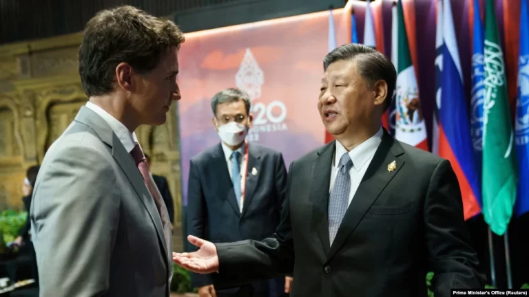 Justin Trudeau đụng Tập Cận Bình