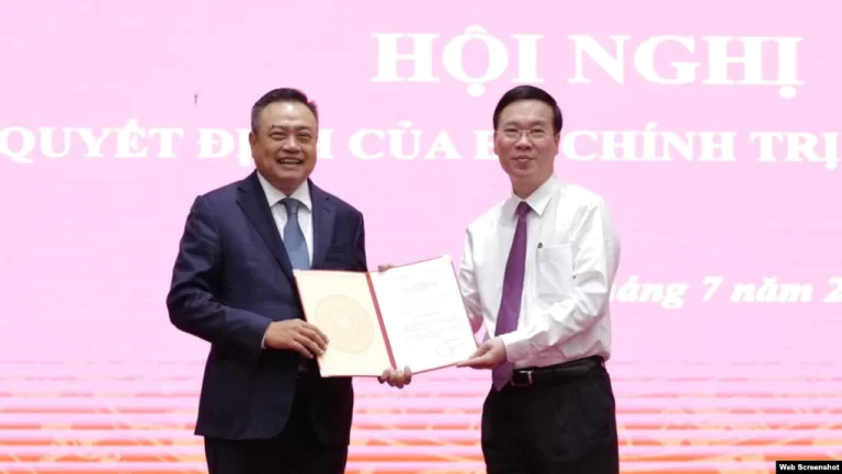 Lấy ‘trong’ dán cho ‘công bộc’ là… dại!