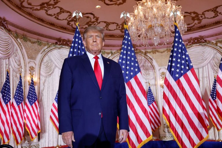 Trump bị buộc tội hình sự ở New York, lần đầu tiên đối với một cựu tổng thống Hoa Kỳ