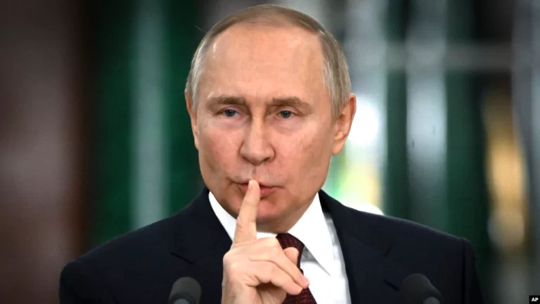 Tòa án Quốc tế ra trát bắt Tổng thống Putin vì phạm tội ác chiến tranh