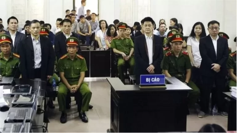 Bàn về tù nhân chính trị VN – Đi hay ở (Phần 2) Bàn về tù nhân chính trị VN – Đi hay ở (Phần 2)
