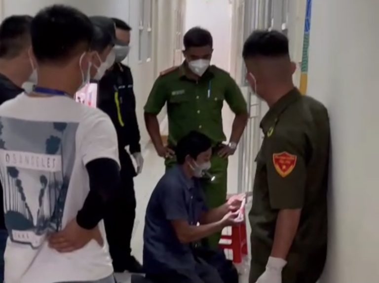 Một người mẹ đơn thân cầu cứu các luật sư tư vấn giúp!