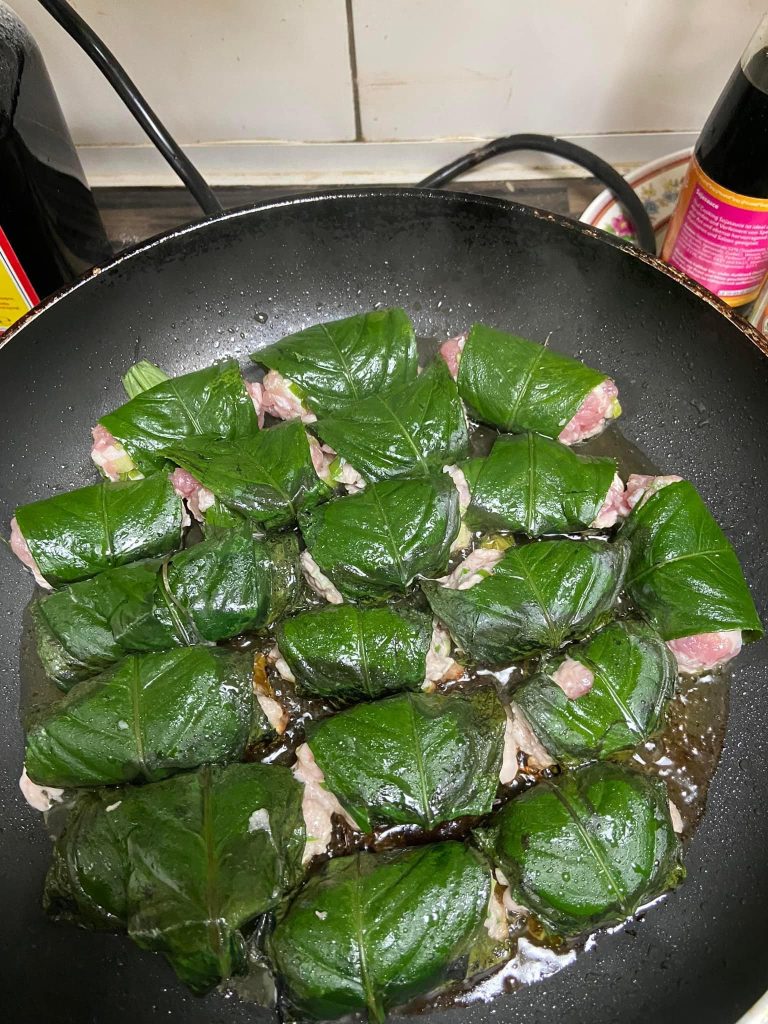 Cây xương xông quê ngoại.