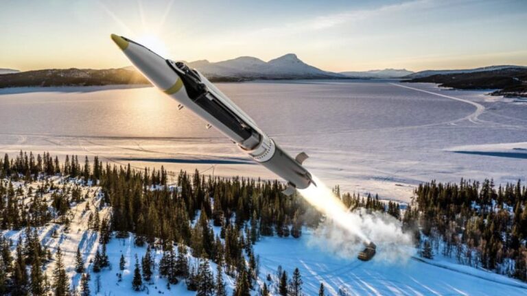 Hoa Kỳ đình chỉ việc giao ‘Bom thông minh’ GLSDB do HIMARS phóng cho Đài Loan khi Ukraine cần chúng ở mức ưu tiên hàng đầu.