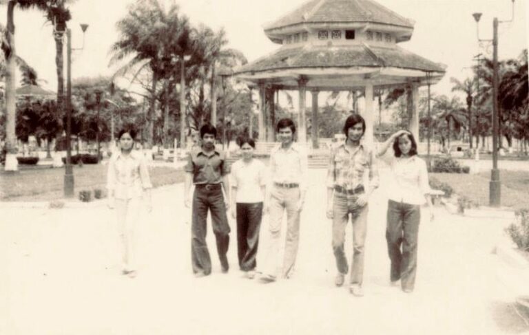 ĐẠI BÀNG CŨNG KHÓC (7)