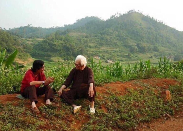 CÓ THẰNG CUỘI GIÀ ÔM MỘT MỐI MƠ… CÓ THẰNG CUỘI GIÀ ÔM MỘT MỐI MƠ…