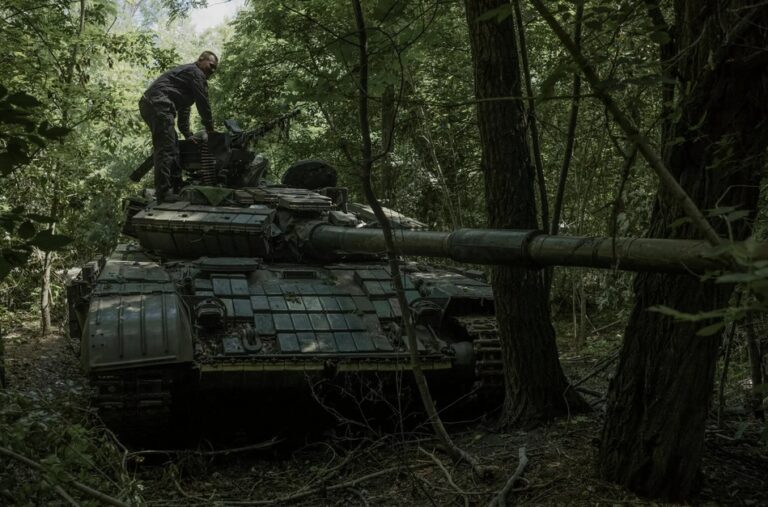 Cuộc chiến máy bay không người lái của Ukraine gặp một trở ngại: Trung Quốc