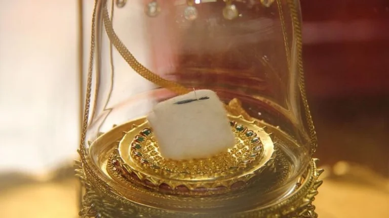 Vụ ‘‘xá lợi tóc Phật’’ Miến Điện bị lên án và vai trò của Giáo hội Phật Giáo Việt Nam