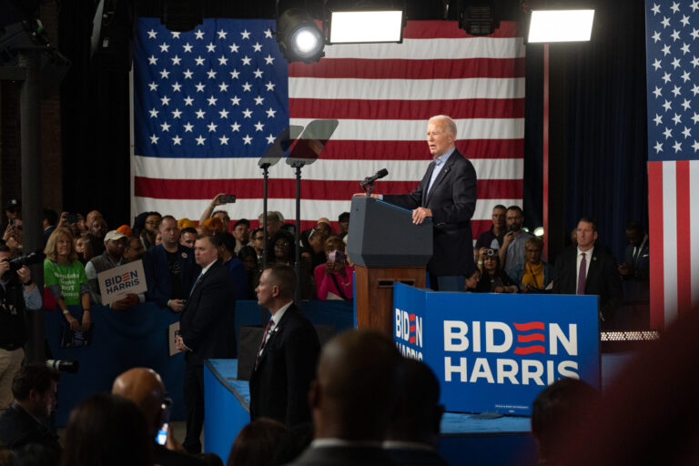 Biden ‘ẵm’ $10 triệu chỉ trong 24 giờ sau khi đọc diễn văn liên bang