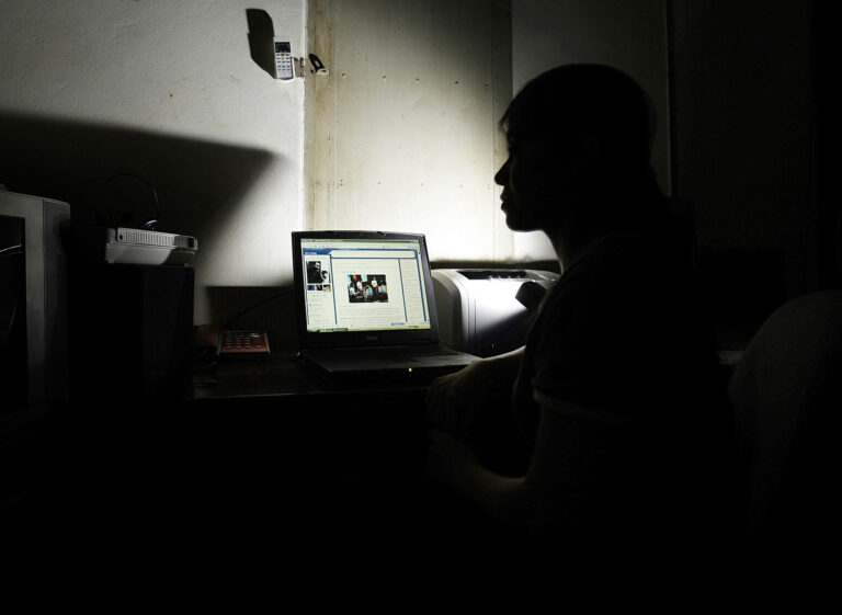 Tài liệu mật Việt Nam cảnh báo “thế lực thù địch”