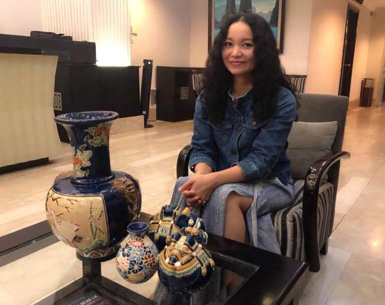 LƯNG RỒNG HAY NHỮNG NGƯỜI PHỤ NỮ BỊ BÓNG ĐÈ