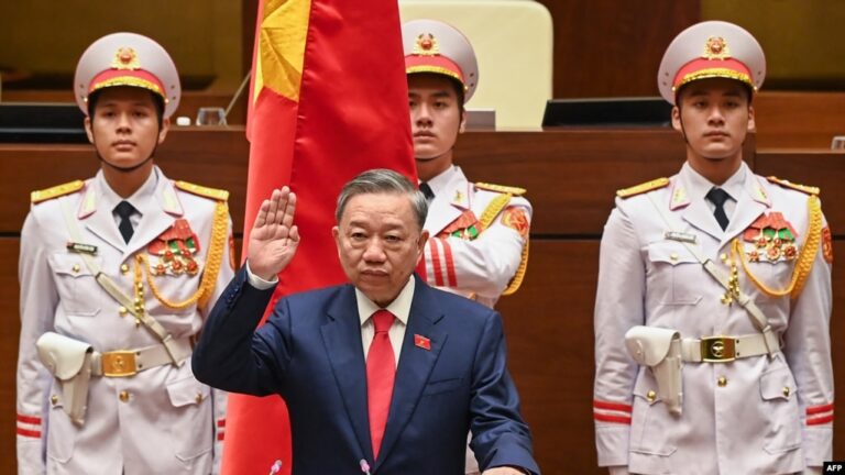 Việt Nam, tân vương và ‘tội’ khi quân! (P1)