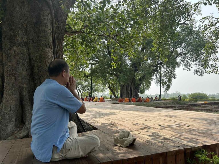 Hành trình về phương Đông.