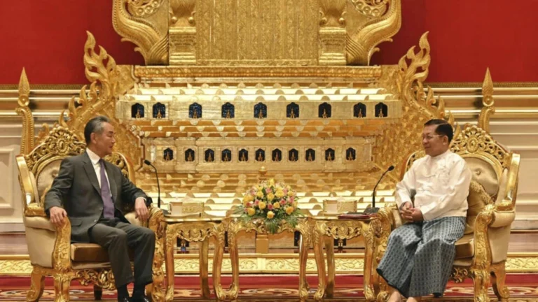 Việt Nam: Bộ trưởng Công an được bầu vào Bộ Chính trị Việt Nam: Bộ trưởng Công an được bầu vào Bộ Chính trị