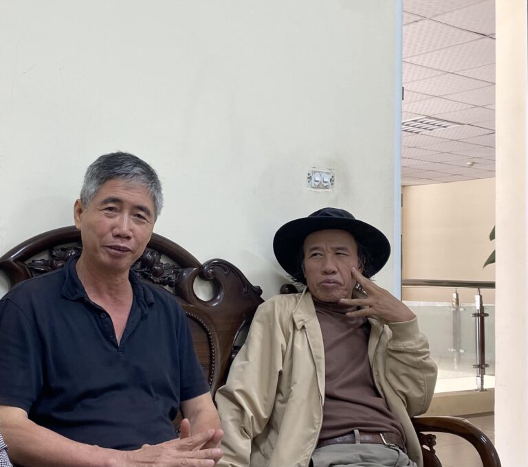 Nâng cốc