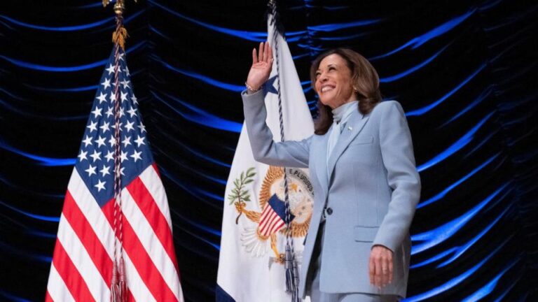 Chiến dịch của Harris nói rằng họ không sử dụng tài liệu từ chiến dịch của Trump được gửi từ các hacker Iran