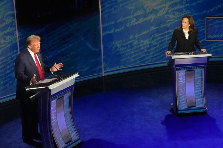 Ý kiến Dưới cái bóng của Trump, ứng cử viên Harris đang hình thành Ý kiến Dưới cái bóng của Trump, ứng cử viên Harris đang hình thành