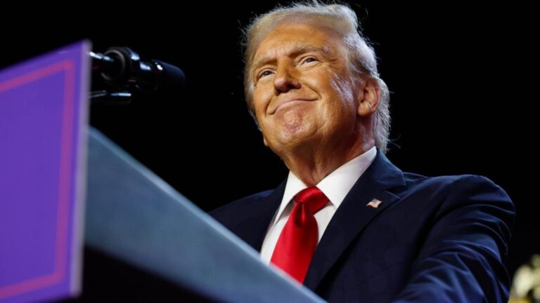 Những gì Trump đã nói về biện pháp kiểm soát sinh sản và những gì ông có thể làm với tư cách là tổng thống Những gì Trump đã nói về biện pháp kiểm soát sinh sản và những gì ông có thể làm với tư cách là tổng thống