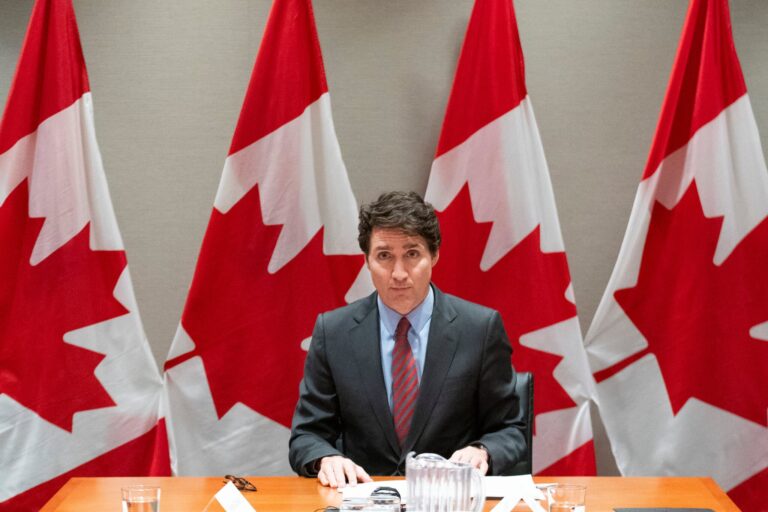 Kế hoạch của Canada cho cuộc chiến thương mại: Nỗi đau cho các tiểu bang đỏ và đồng minh của Trump Kế hoạch của Canada cho cuộc chiến thương mại: Nỗi đau cho các tiểu bang đỏ và đồng minh của Trump