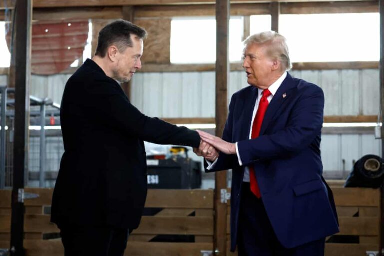 Các chuyên gia cho biết xung đột lợi ích của Elon Musk ‘sẽ khiến mọi người Mỹ sợ hãi’ Các chuyên gia cho biết xung đột lợi ích của Elon Musk ‘sẽ khiến mọi người Mỹ sợ hãi’