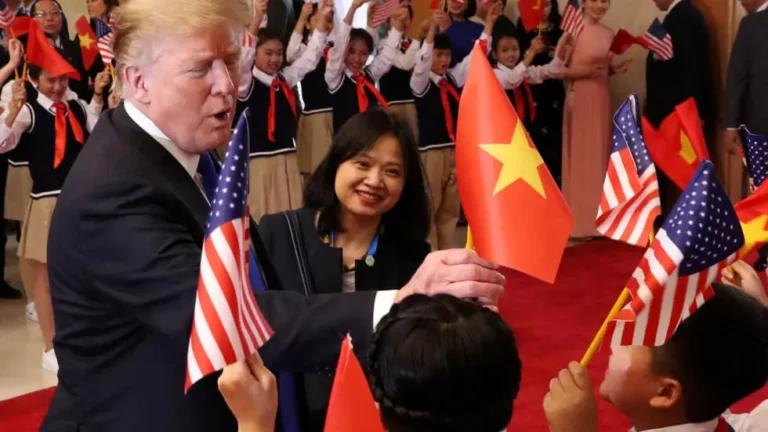 Việt Nam : “Bạn” hay “thù” trong chính sách đánh thuế của Trump ? – Tạp chí Việt Nam