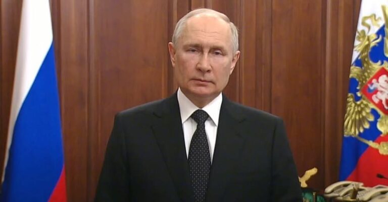 Putin sẵn sàng chấm dứt chiến tranh: Điện Kremlin gửi tín hiệu tới Trump