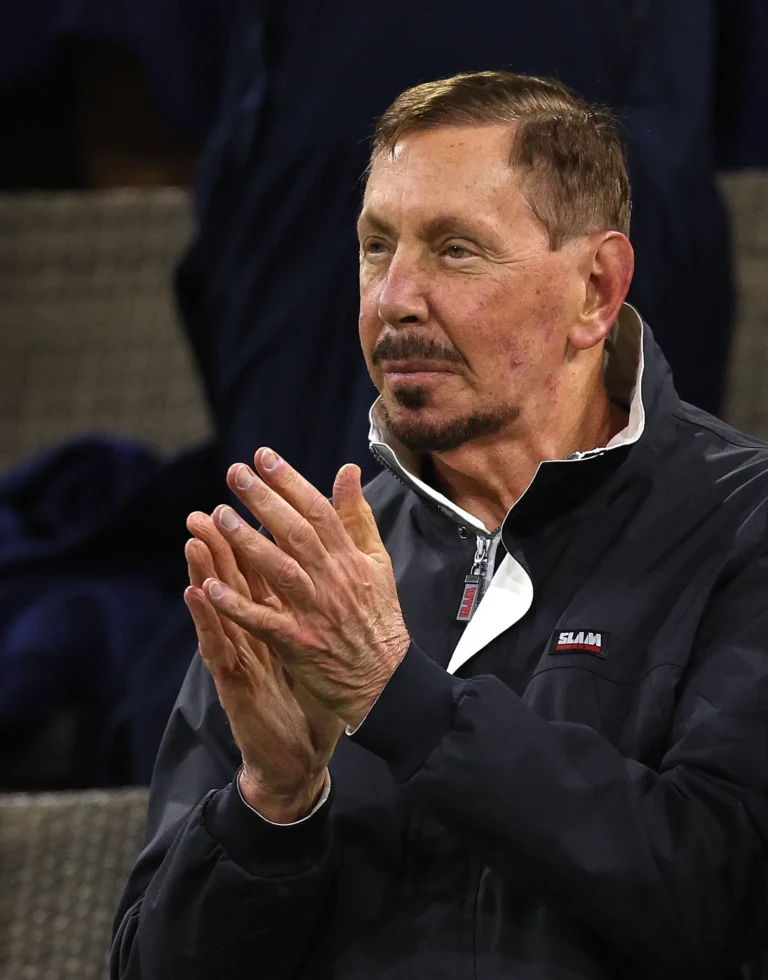 Larry Ellison, một ông trùm truyền thông không ai sánh bằng