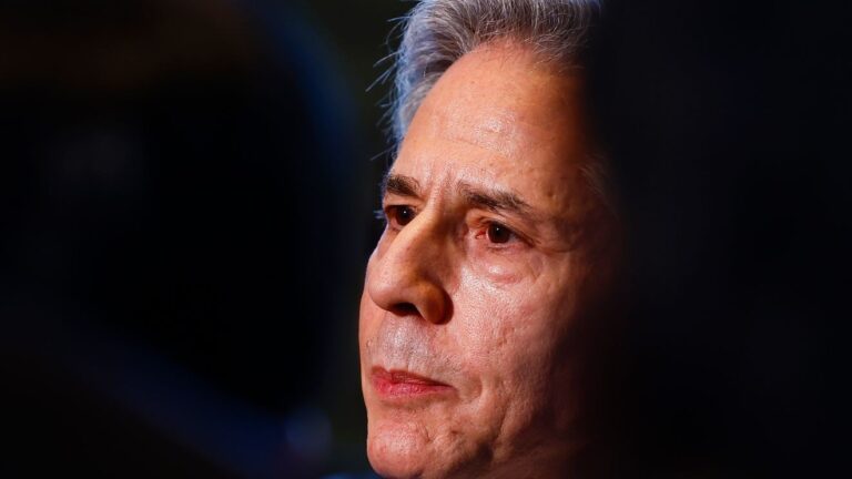 Blinken tuyên bố thỏa thuận ngừng bắn của Trump ở Trung Đông được xây dựng dựa trên kế hoạch ban đầu của Biden