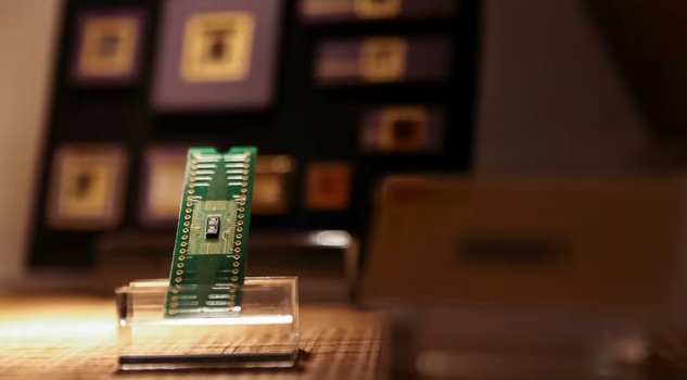 24.-Strategic-chip-reserves-can-insulate-against-Taiwan-war-risk