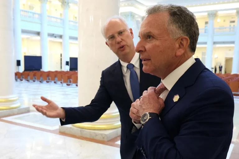 Tài khoản “White House XRay” phản ứng chớp nhoáng vụ Witkoff — Vì sao đây là tín hiệu bất thường và cực quan trọng?