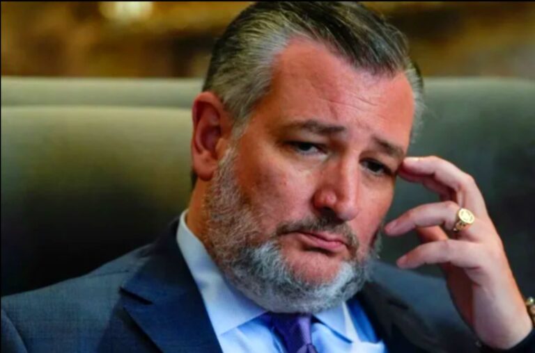 Ted Cruz – “người đưa tin bất đắc dĩ” và điểm yếu lớn nhất của Donald Trump