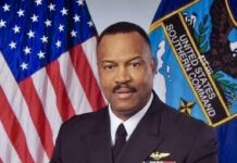 KHỦNG HOẢNG ÂM Ỉ GIỮA DÂN SỰ VÀ QUÂN SỰ: