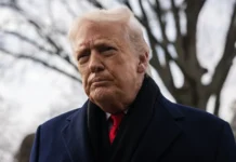 Trump trả tự do cho kẻ lừa đảo khỏi nhà tù lần thứ hai