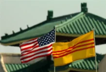 CỜ VÀNG TỪ BIỂU TƯỢNG CHÍNH TRỊ ĐẾN GIÁ TRỊ VĂN HÓA CỦA NGƯỜI VIỆT