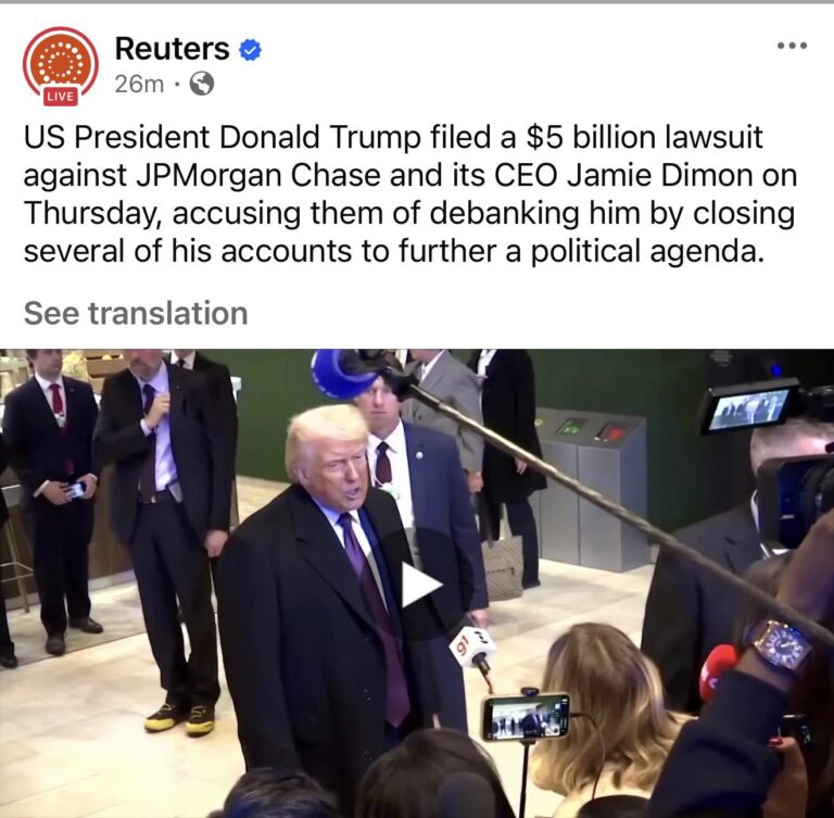 Vì sao Trump từng bỏ qua JPMorgan năm 2019 – và vì sao bây giờ ông kiện?